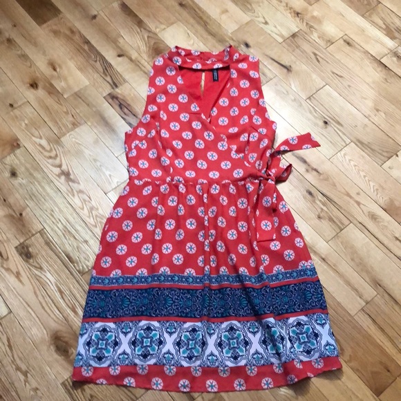 Design Lab summer dress - Picture 2 of 10